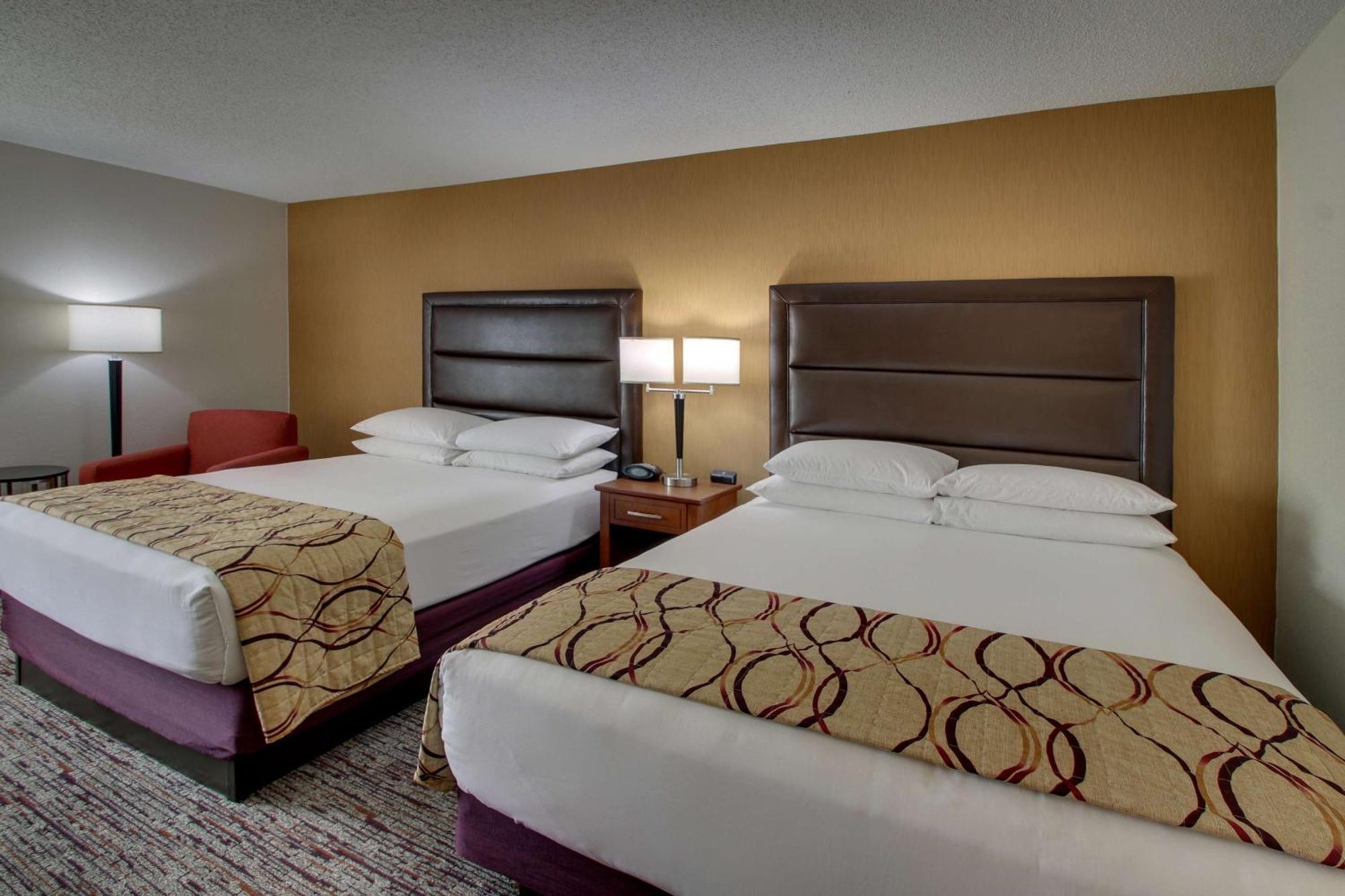 Drury Inn & Suites Bowling Green Exterior photo