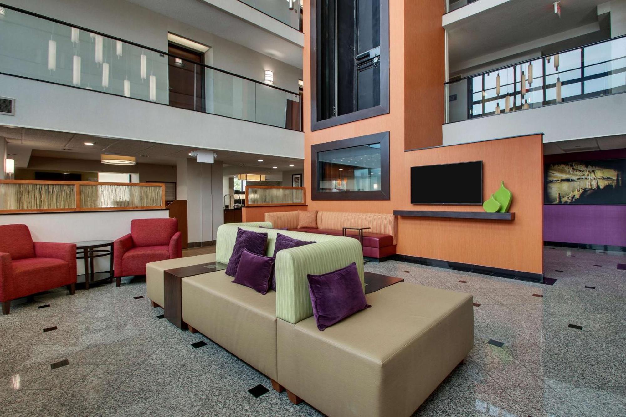 Drury Inn & Suites Bowling Green Exterior photo